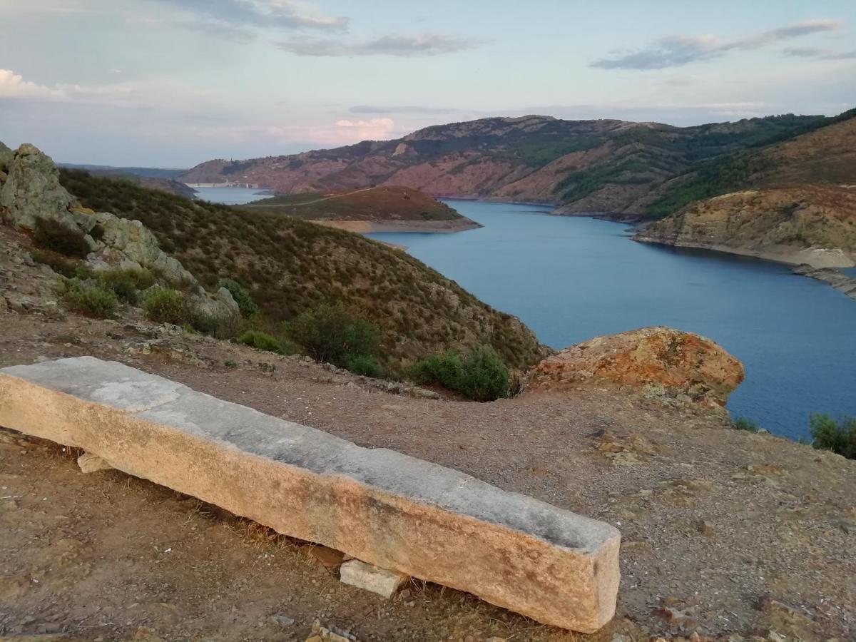Cerverahouse Cervera de Buitrago 外观 照片